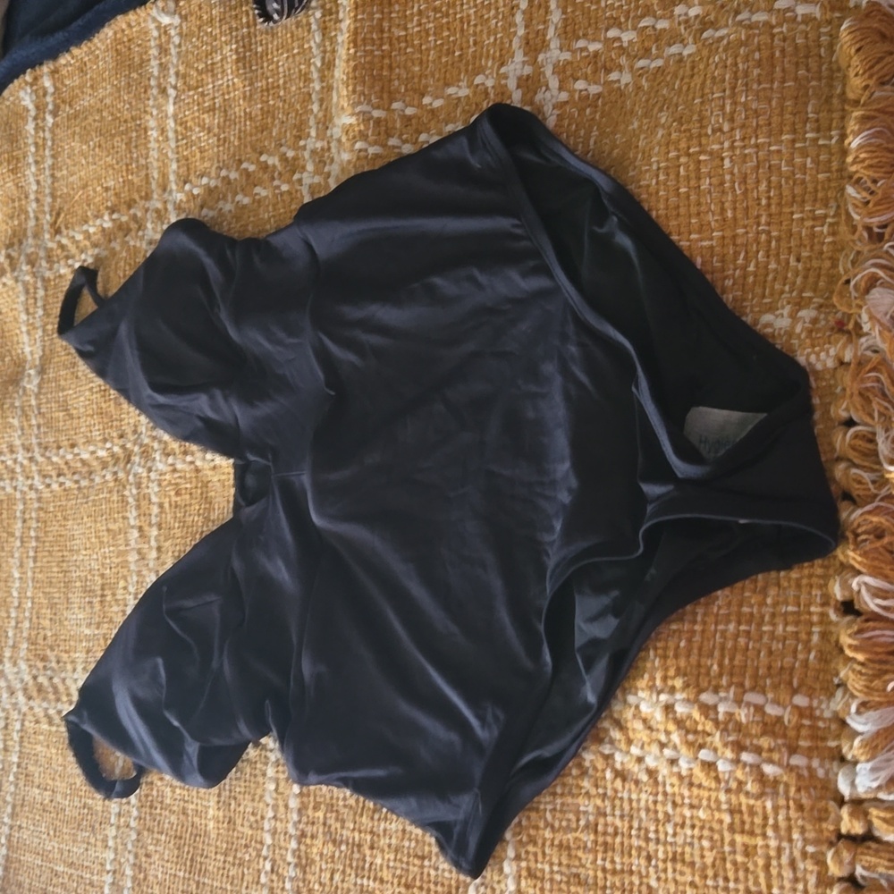 Allihop one piece bathing suit. NWOT - Picture 5 of 5